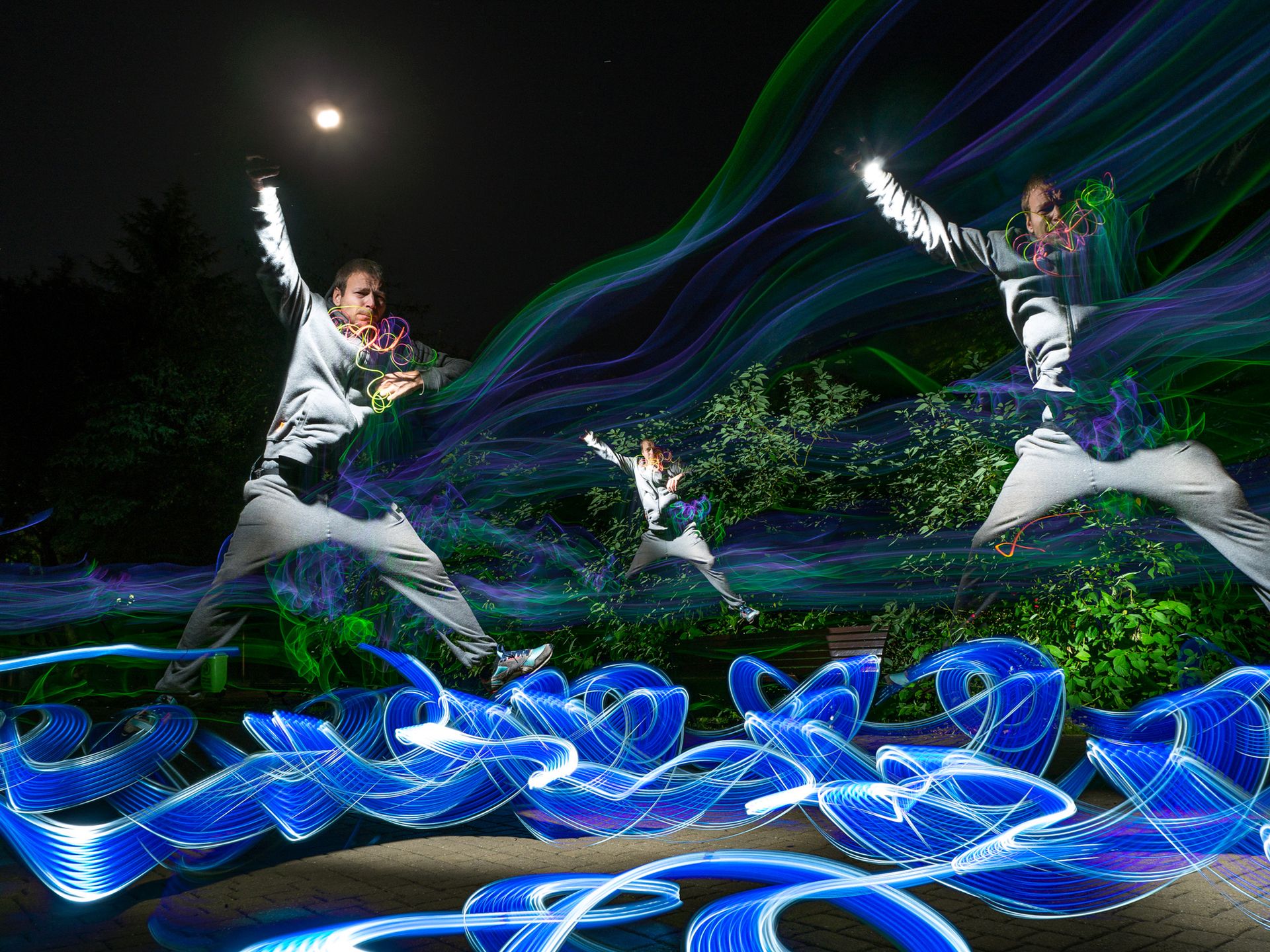 Najciekawsze zdjęcia z konkursu International Light Painting Award 2015 13