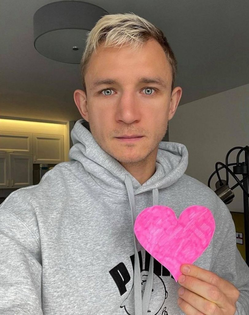 Jakub Rzeźniczak już zmienił status związku na Facebooku