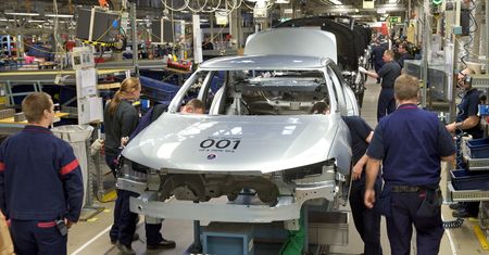Fabryka Saaba znów będzie produkowała samochody. Stworzą je NEVS i Koenigsegg
