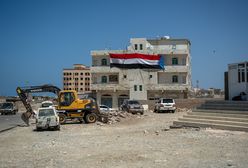 Polacy utknęli na jemeńskiej wyspie.  "Warunki są spartańskie"