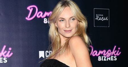 Sylwia Gliwa powitała dzień w samej koszuli. Szkopuł w tym, że jej nie zapięła