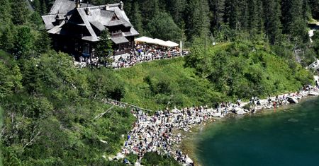 Przetarg na busy. Takie pojazdy mają wozić turystów na Morskie Oko