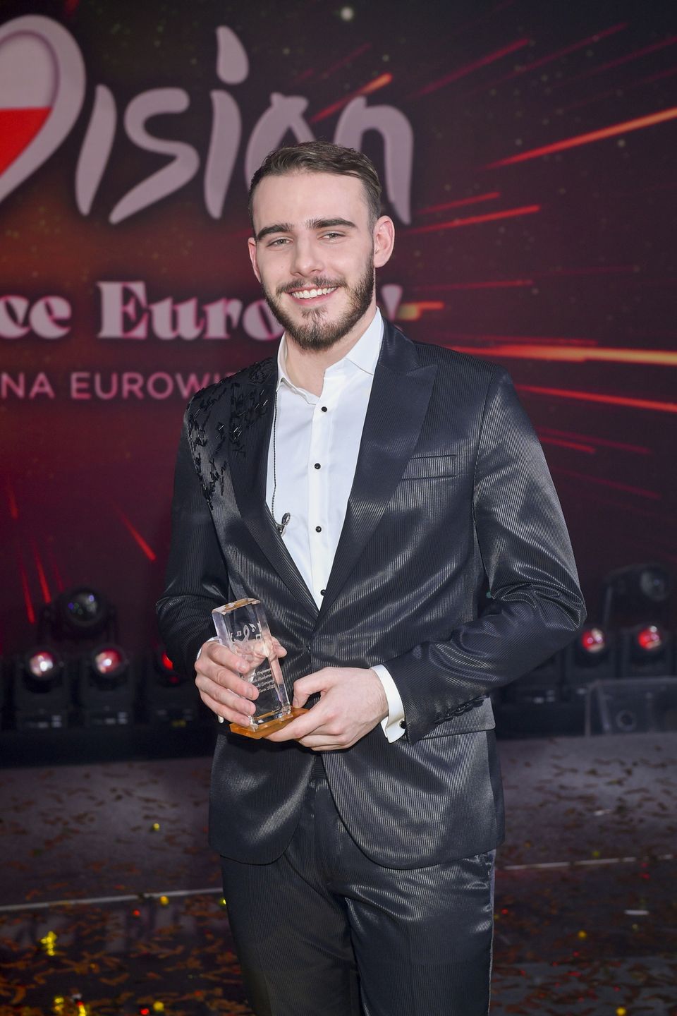 Krystian Ochman chwalony za występ na Eurowizji. Skrytykowano jednak oprawę wizualną i efekty 