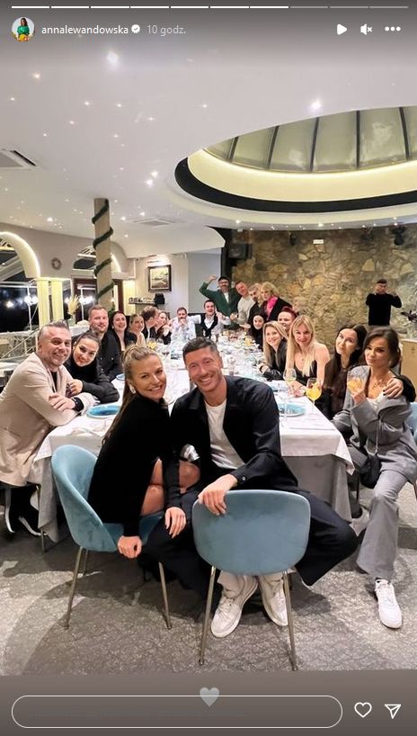 Anna i Robert Lewandowscy na spotkaniu ze znajomymi