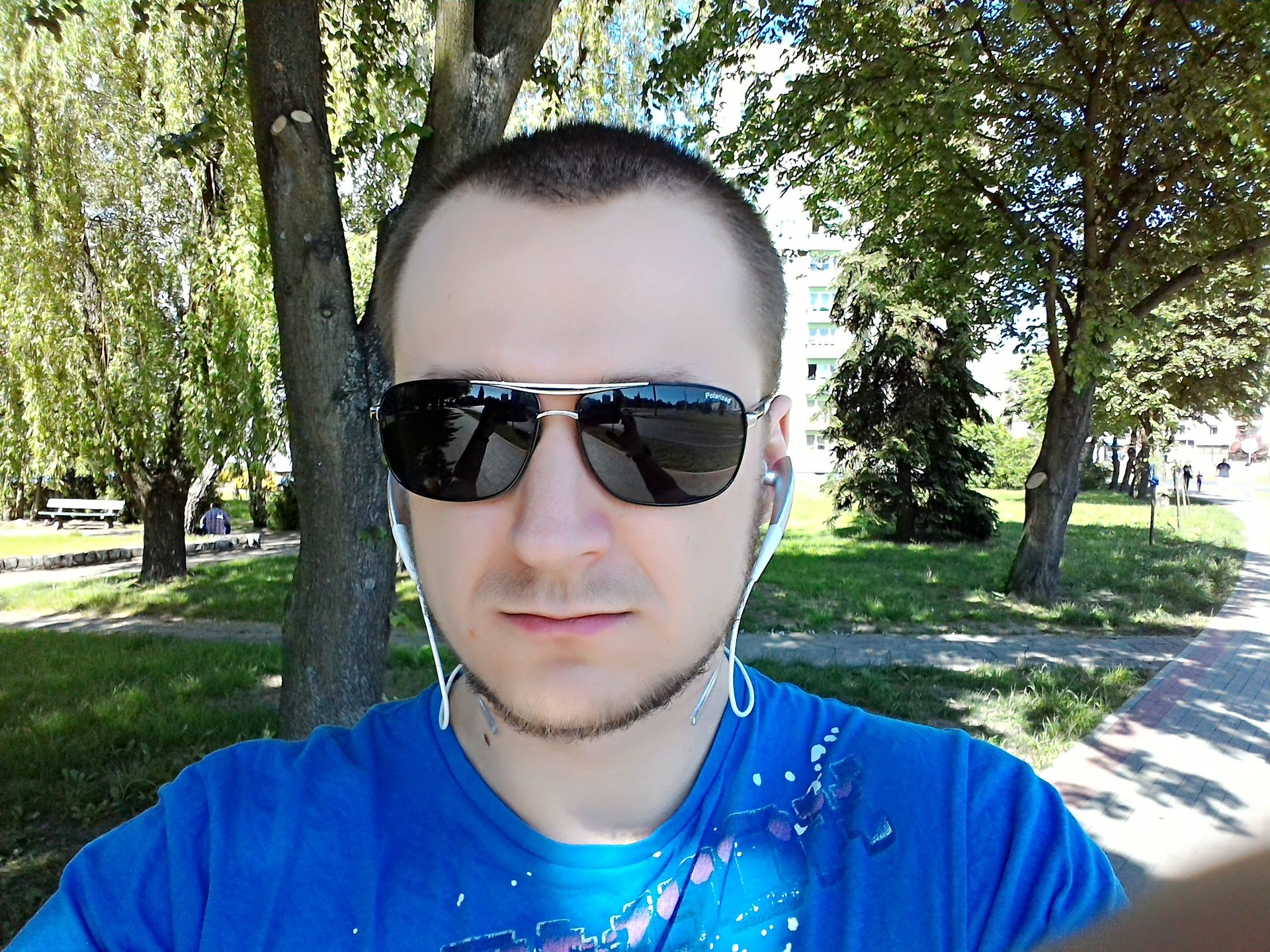 Asus ZenFone 2 (ZE551ML) z 4 GB pamięci RAM - test i recenzja 97
