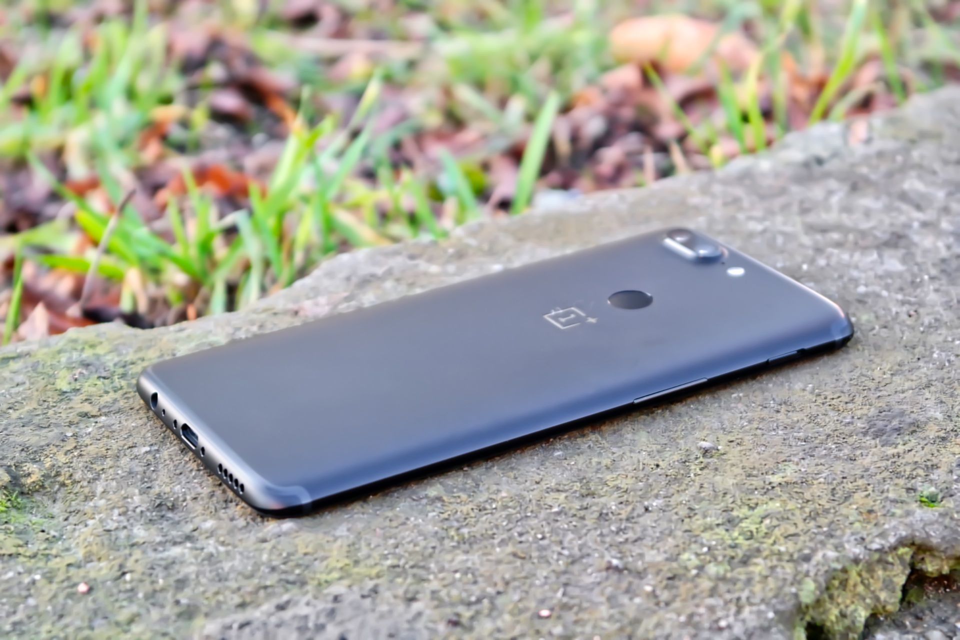 OnePlus 5T jest wart każdej złotówki. O ile twoim priorytetem nie jest aparat [TEST] 2