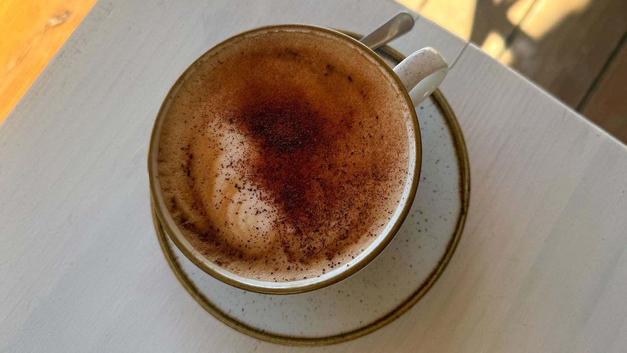 W jaki sposób kawa działa organizm? Wiele zależy od pory dnia