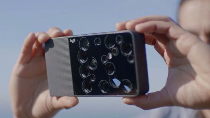9 aparatów w smartfonie. Twórcy innowacyjnego Lighta L16 pracują nad telefonem 1