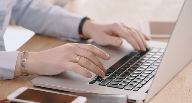 Gdzie najczęściej szukamy pracy? "Skuteczna rekrutacja wymaga dziś korzystania z wielu narzędzi"