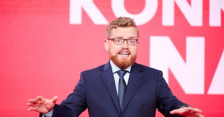 Licznik kar bije za zwłokę za czasów PiS. Polska musi zapłacić już 100 mln zł