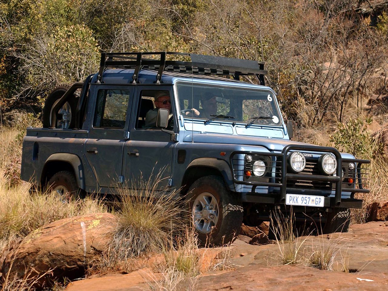 Land Rover Defender 110 Double Cab Pickup ZA-spec (1990–2007)