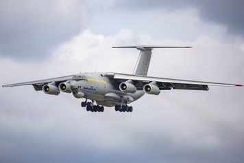Ukraiński samolot wleciał do Polski. Transportowiec wylądował w Dęblinie