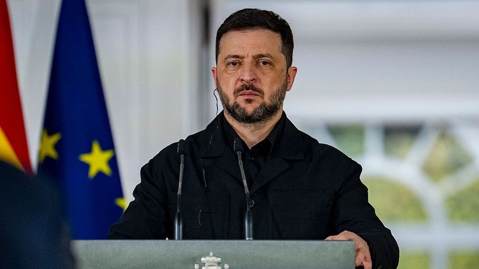 Ukrainian president Volodymyr Zelensky speaks at a press
MADRID, SPAIN - 2025/11/18: Ukrainian president Volodymyr Zelensky speaks at a press conference with Pedro Sanchez, Spanish Prime Minister (not pictured), during his official visit to the headquarters of the Spanish government in Palacio de la Moncloa. (Photo by Alberto Gardin/SOPA Images/LightRocket via Getty Images)
SOPA Images
volodymyr zelensky, political, palacio de la moncloa, moncloa, ukrainian
