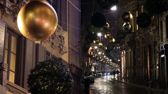 Świąteczne zabawy z LED-ami w Mediolanie 1