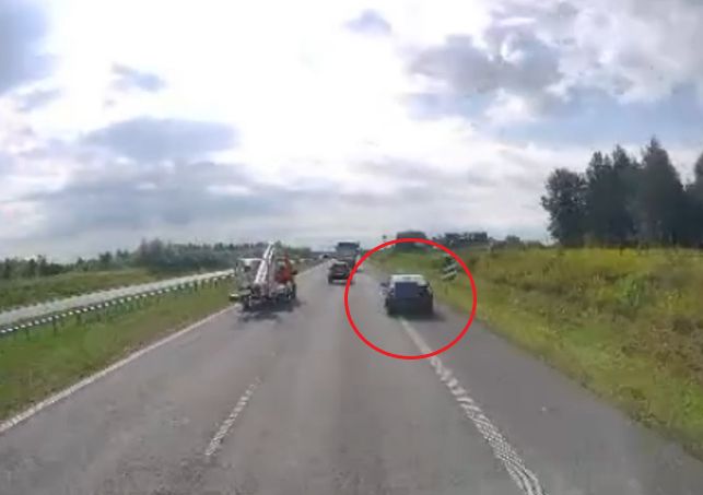 Świadek od razu zareagował. Nagranie z S17