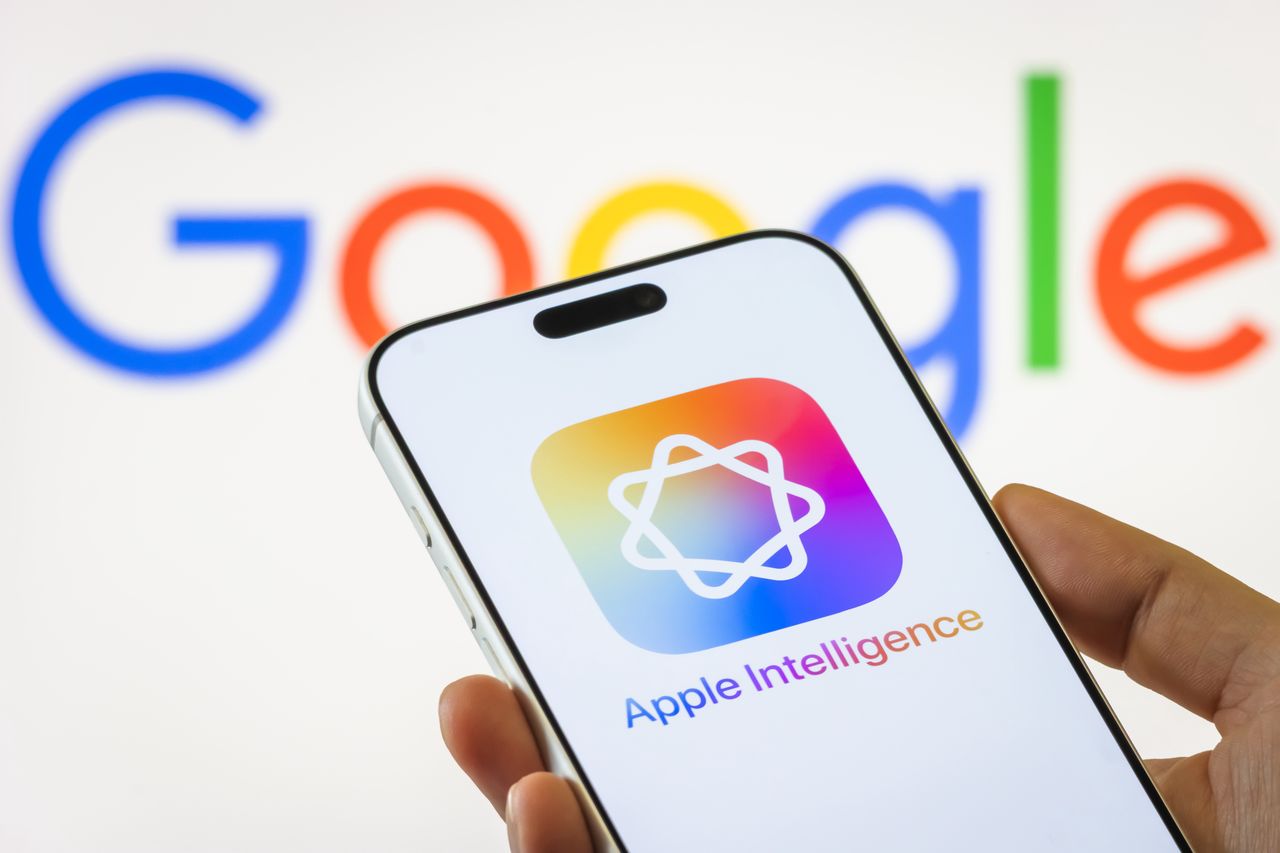 Siri napędzana Gemini. Znamy szczegóły umowy Apple i Google
