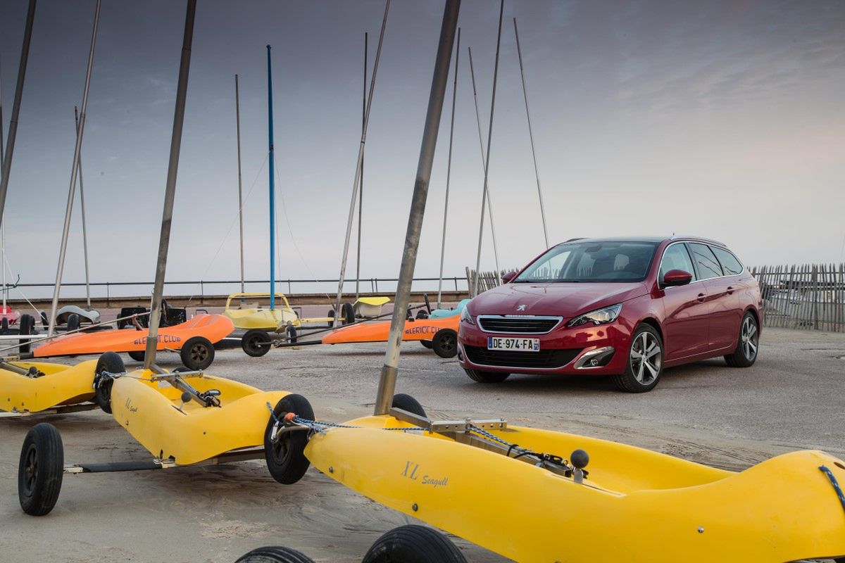 Peugeot 308 SW 1,2 e-THP 130 - pierwsza jazda [galeria] 23
