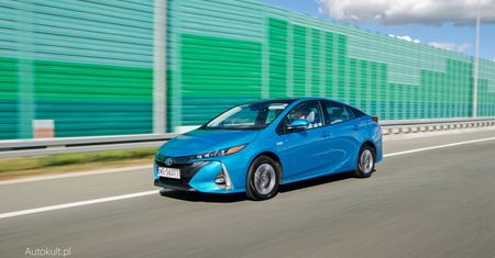 3500 km z hybrydą. Podsumowanie testu Toyoty Prius Hybrid Plug-in