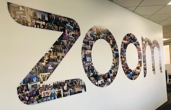 Google zabronił pracownikom korzystania z Zooma. Wcześniej zrobił to SpaceX Elona Muska