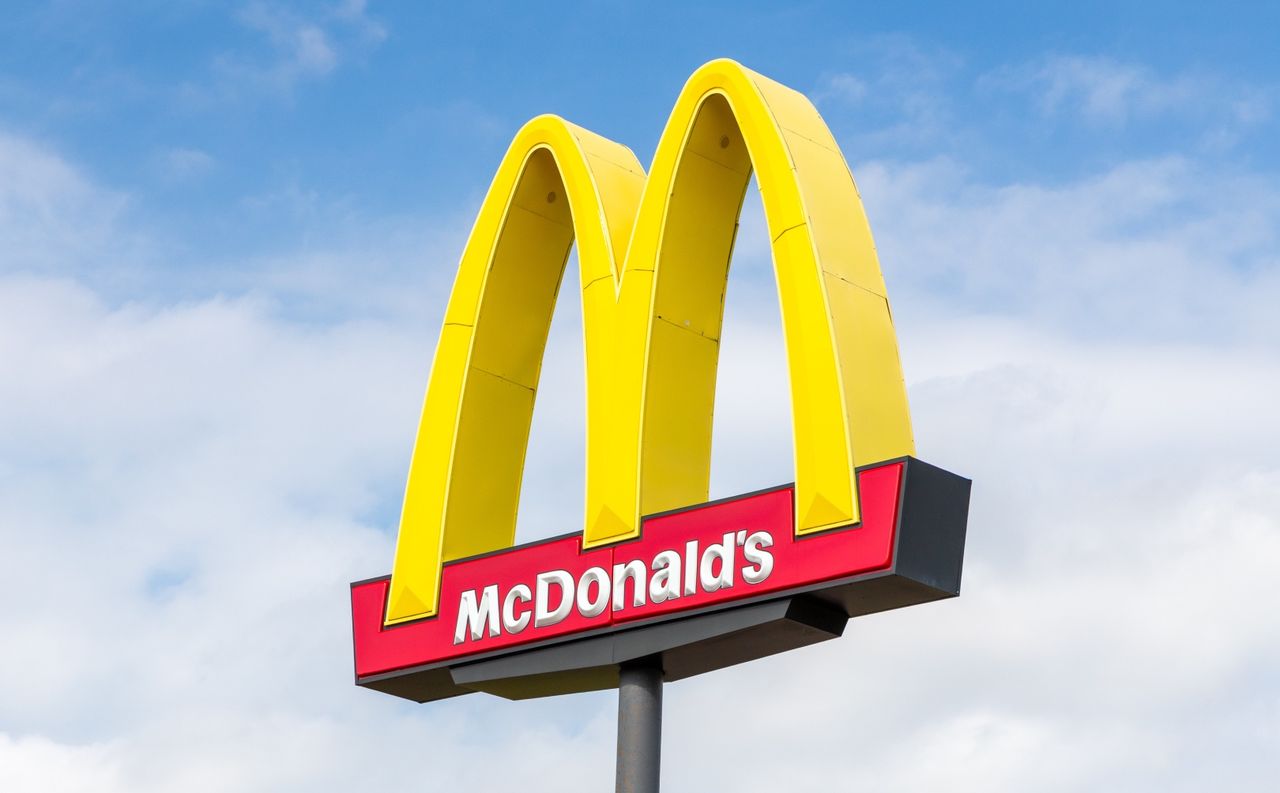 Brutalny atak w McDonald’s. Tak potraktował go kolega z pracy