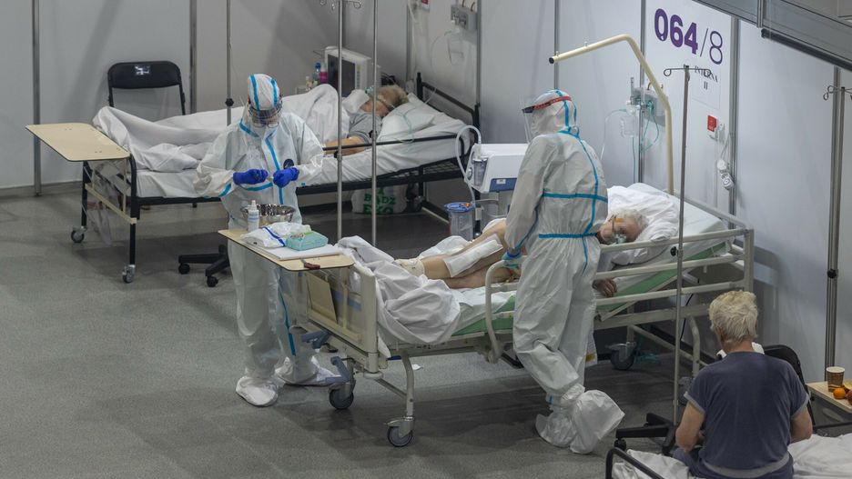 Koronawirus w Polsce. Tragiczne dane: znów kilkaset osób straciło życie 