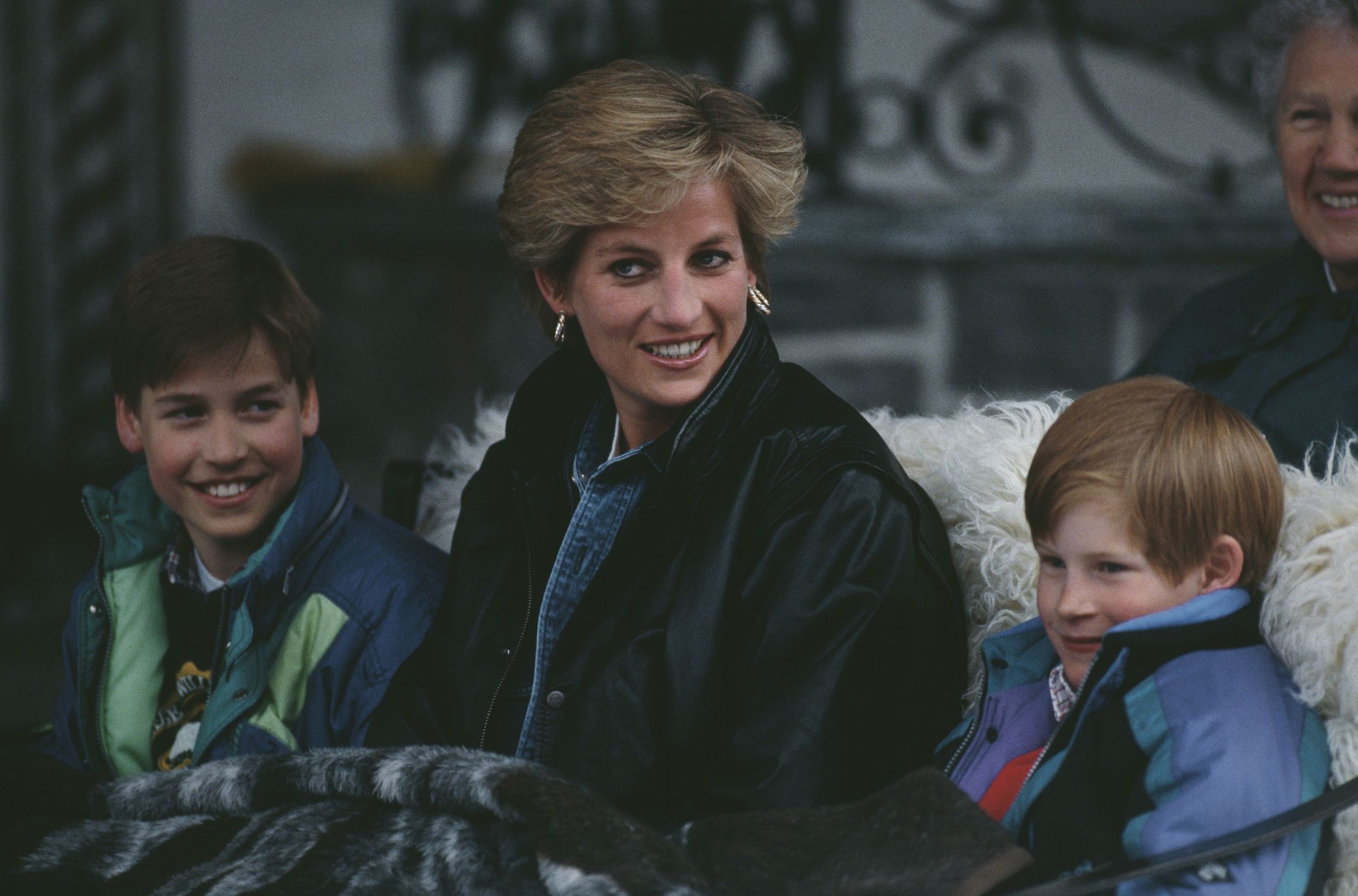 Księżna Diana z synami Harrym i Williamem