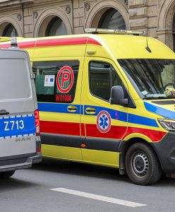 Kobieta z nożem na ulicy. Policjant ranny podczas interwencji