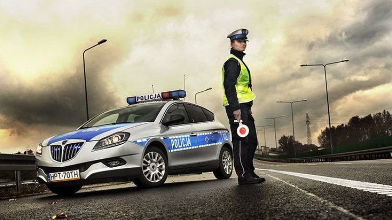 Wielkanoc 2016 i wzmożone kontrole policji na drogach