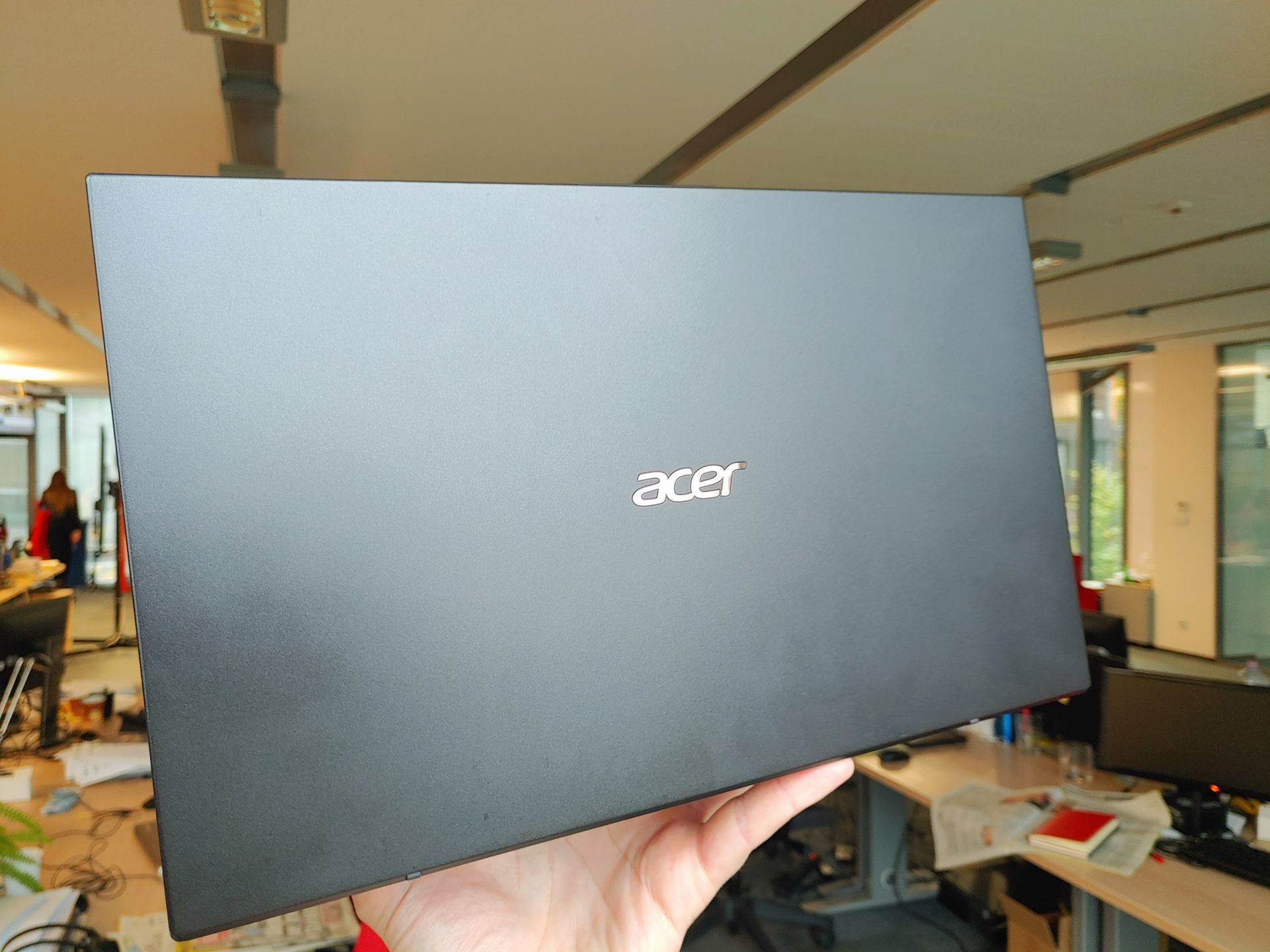 Acer Swift 7. Cienki i drogi. Milimetr tego laptopa kosztuje 760 zł 5