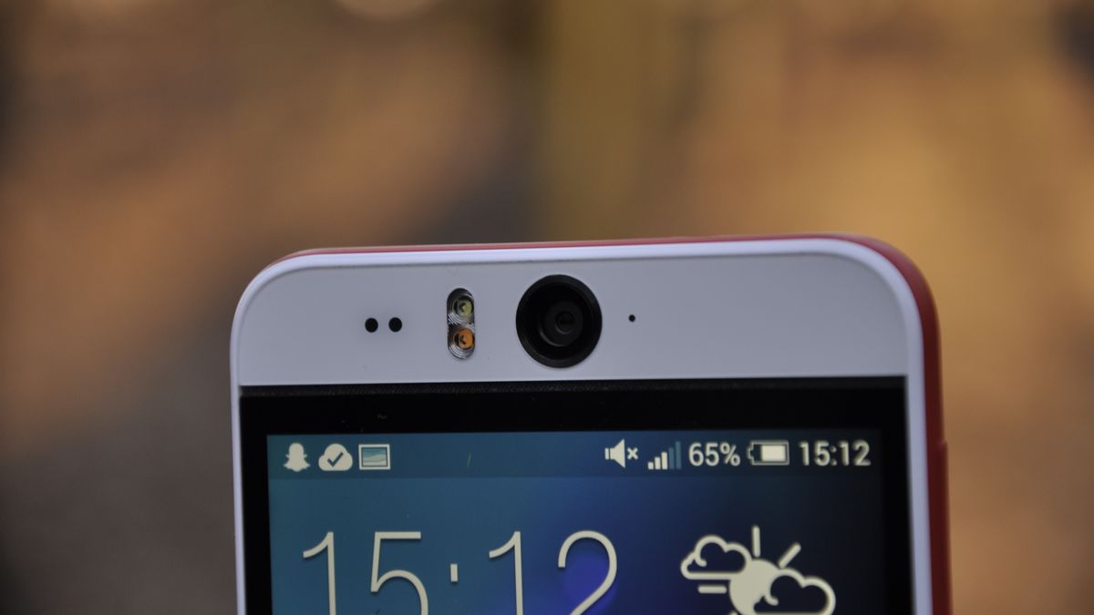 HTC Desire Eye - test i recenzja smartfona dla miłośników selfie 1