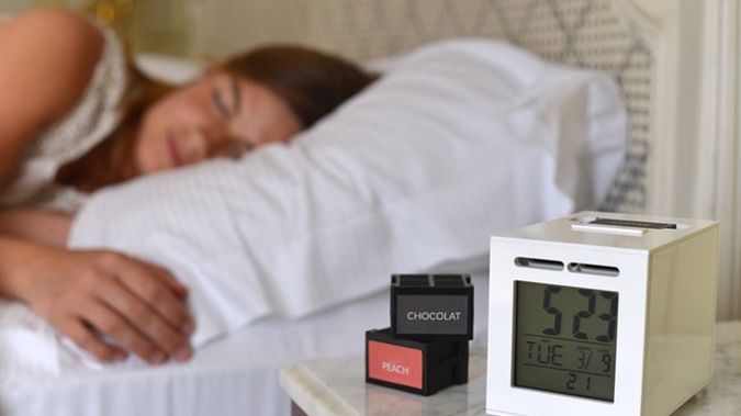 SensorWake: budzik, który obudzi zapachem pieniędzy 1