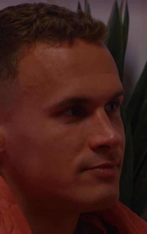 "Love Island"