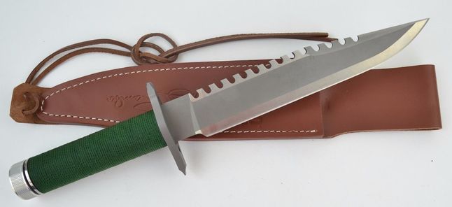 Pierwszy nóż Rambo