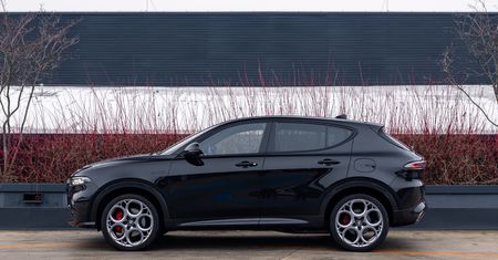 Alfa Romeo nie chce być marką od SUV-ów. Patrząc na gamę, trudno w to uwierzyć
