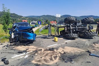 18-letni kierowca ciągnika walczył o życie. Tragiczne doniesienia