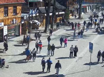 Była godz. 11:52. Zdjęcie z Krupówek. Setki osób