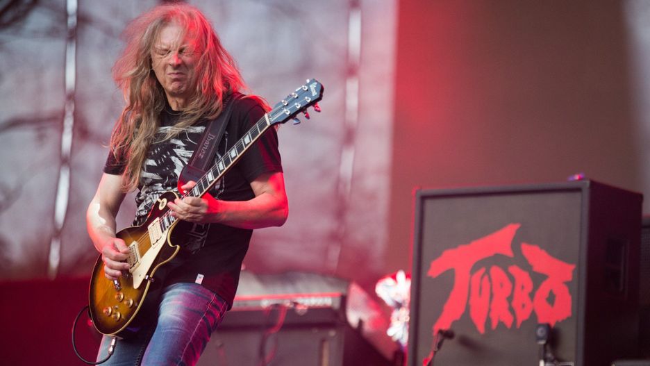 Legenda polskiego heavy metalu - zespół Turbo - będzie gwiazdą koncertu Szelesty Festival 2025 w Sępólnie.