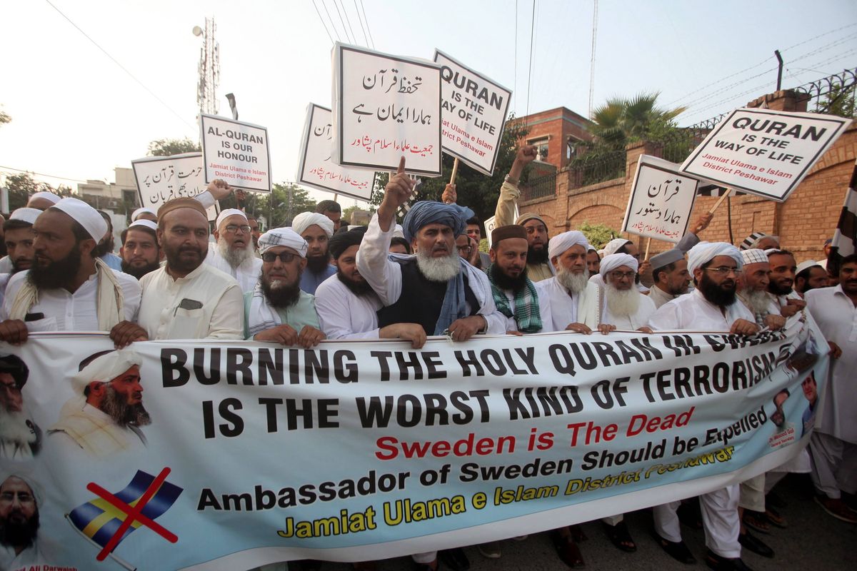 Niedzielne protesty w Pakistanie, wywołane incydentami w Szwecji i Danii, podczas których demonstracyjnie palone były egzemplarze Koranu 