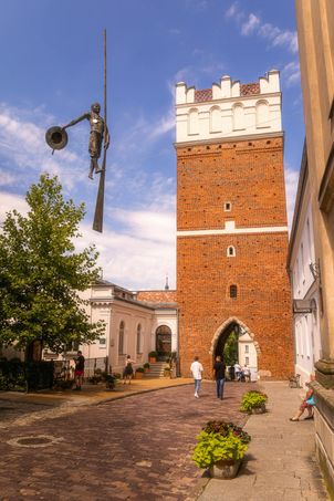 Skąd pochodzi nazwa miasta Sandomierz?
