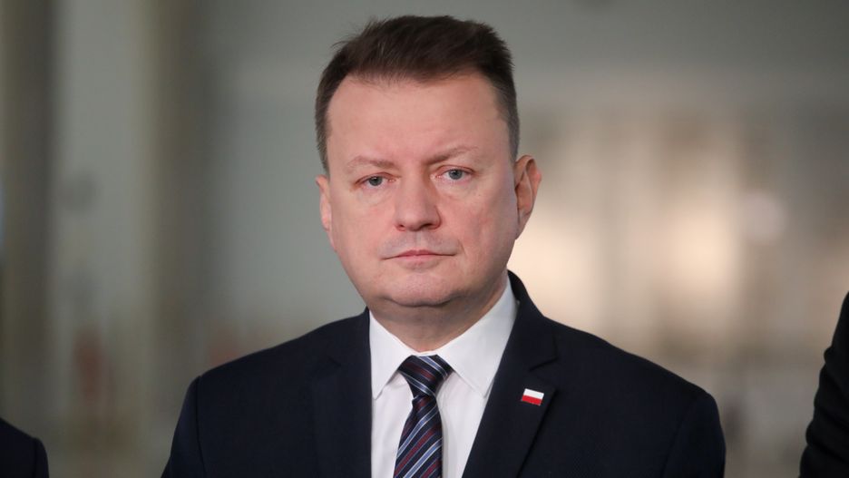 Błaszczak o Hołowni: "Zachowuje się niczym kierownik sklepu"