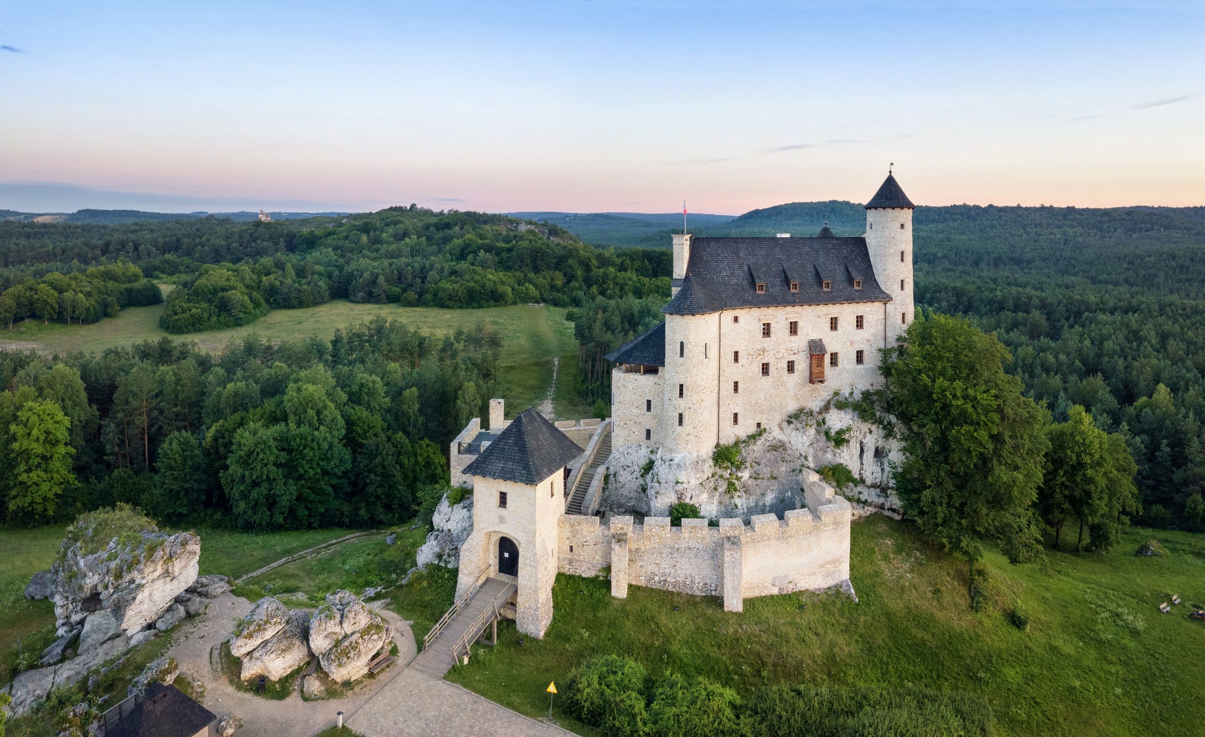 Bobolice, Szlak Orlich Gniazd