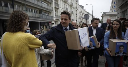 Wybory 2020. Finał zbierania podpisów dla Rafała Trzaskowskiego. Kandydat podał liczbę