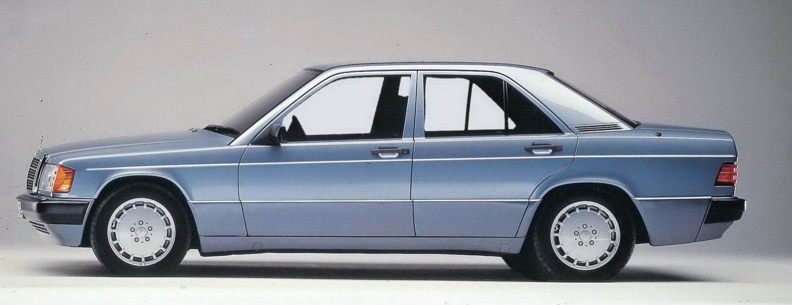 Galeria na 30-lecie Mercedesa-Benza 190/190E (W201) 3
