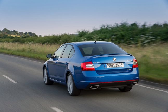 2014 Skoda Octavia RS (13)