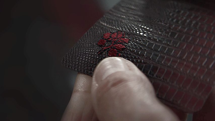 Galaxy Alpha również w skórzanej obudowie. Naprawdę skórzanej 1