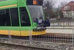 Groźna moda wśród nastolatków z Poznania. Ryzykują życiem