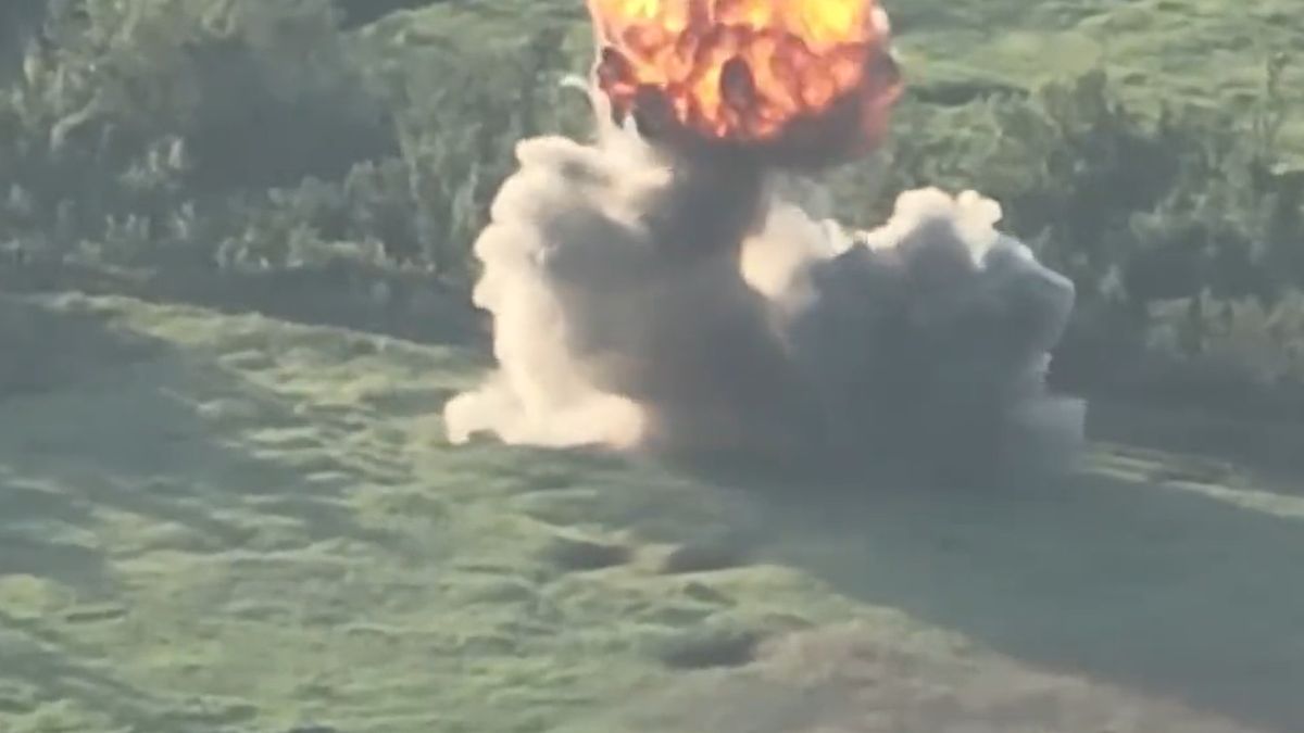 Rosyjski pojazd BMP został zniszczony przez Siły Zbrojne Ukrainy 