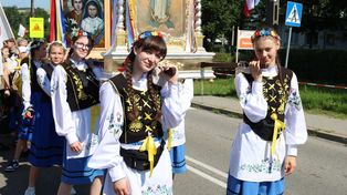 Sianowo: Wielki Odpust w sanktuarium. Wierni pokłonili się Królowej Kaszub