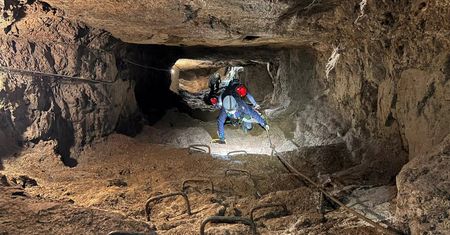 Czeska kopalnia zaskakuje turystów. Pierwsza podziemna via ferrata