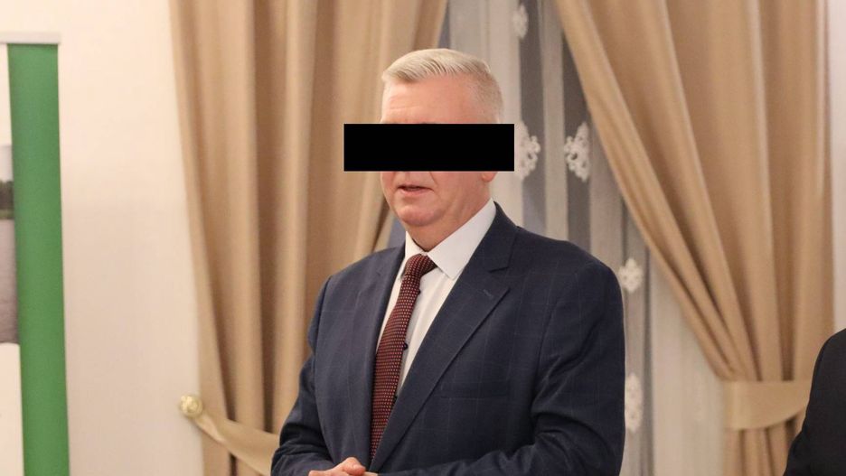 Burmistrz Łukasz B. usłyszał zarzuty w prokuraturze w Rykach